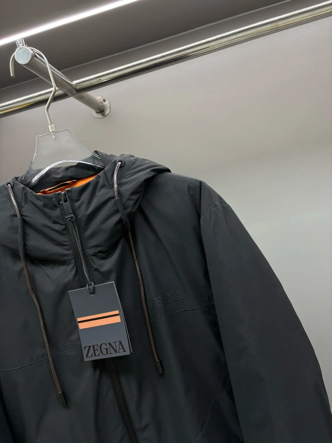 Zegna New Arrival ， Classic ， 。 ， ， ， ， ， ， ： 、 、Classic ， 。 ， ， 。 Size：M-XXXL ：Black